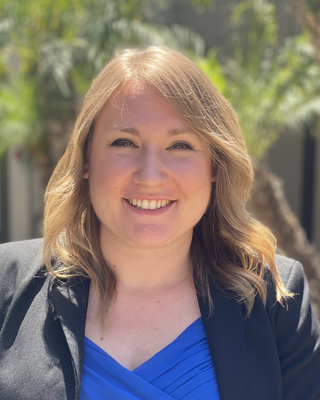 Photo of Julia McMullen Kharkar, Clinical Social Work/Therapist, LCSW