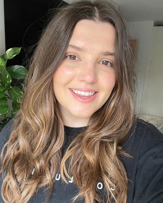 Photo of Rosie Coombes, Psychotherapist, MSc, MBABCP