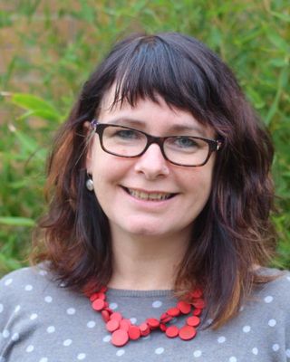 Photo of Robyn Mary deVries - Melbourne Art Therapy Studio, Counsellor, MA, AThR
