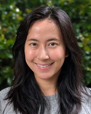 Photo of Stephanie Chen, Pre-Licensed Professional, MScInP, BSc