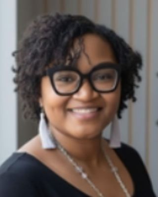 Photo of Regina Weathersby, Clinical Social Work/Therapist, LICSW-S, PIP