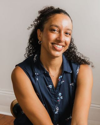 Photo of Juliana Collins, Clinical Social Work/Therapist, MSW, LCSW