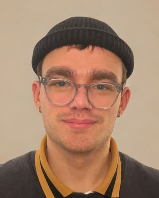 Photo of Riley Pearce, Licensed Social Worker, MSW, LSW