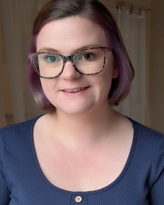 Photo of Jess Marshall, Counsellor, MA, RCT, RP