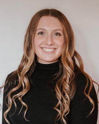 Photo of Emily Peter, LMSW