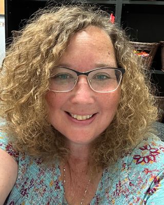 Photo of Jen Rausch, Licensed Professional Counselor, LPC