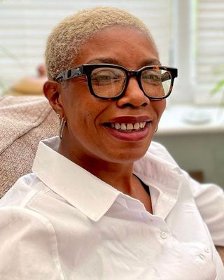 Photo of Rose Wizzard, Counsellor, MBACP