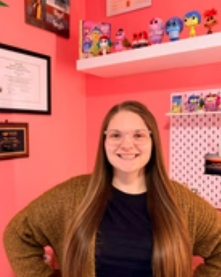 Photo of Morgan Dick, Clinical Social Work/Therapist, LISW