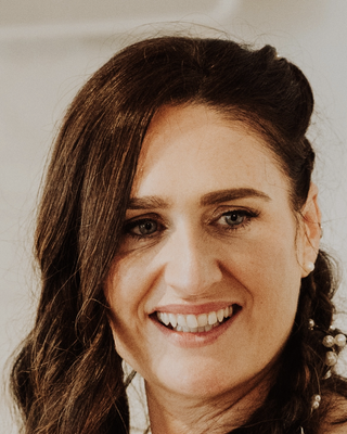 Photo of Laura Huskisson, Psychotherapist