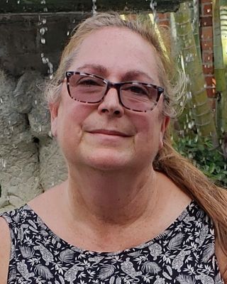 Photo of Diane Keller in 34105, FL