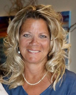 Photo of Lisa Marie Doerksen, Registered Social Worker, MSW, RSW
