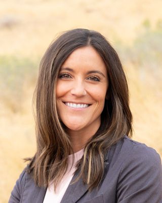 Photo of Alle Salazar, Clinical Social Work/Therapist, LCSW