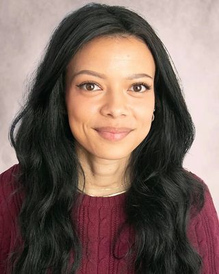 Photo of Holly Gamble, Clinical Social Work/Therapist, MSW, LLMSW