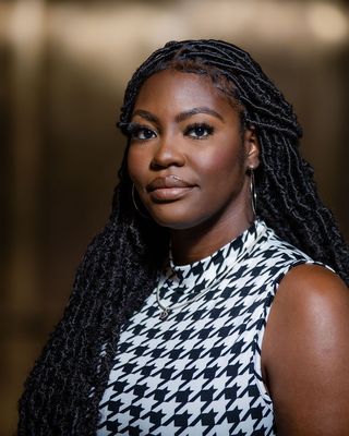 Photo of Dominique Zander, Clinical Social Work/Therapist, LMSW