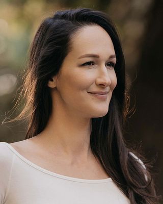 Photo of Haley Woodside (Hewitt), Marriage & Family Therapist, MA, LMFT, E-RYT