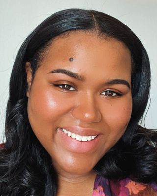 Photo of Ayanna Outten, Clinical Social Work/Therapist, MSW, LCSW-C, LICSW
