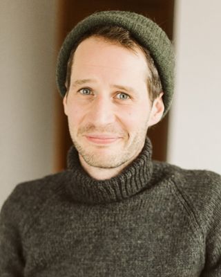 Photo of Sam Annis, Marriage & Family Therapist, LMFT