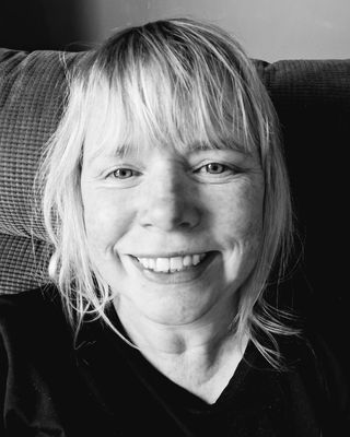 Photo of Lisa Dunne, Psychotherapist, Pre-Accredited Member IACP