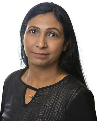 Photo of Gayatri Kainth, BA, MA, Registered Provisional Psychologist in Calgary