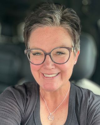Photo of Nicole Thiessen, Registered Social Worker, RSW, BSW, MSW