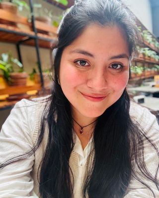 Foto de Yazmin Peña Fuertes, Psicoterapeuta, Maestría