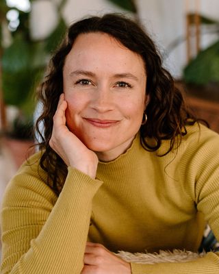Photo of Nicole Walker, Counsellor, MA, CCC