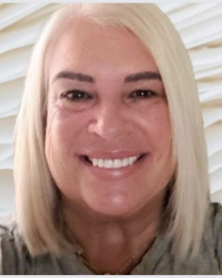 Photo of Cathy Castro, Licensed Professional Clinical Counselor, MEd, LPCC