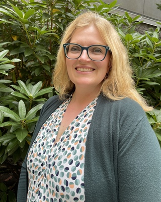 Photo of Kerry Walsh Flothe, Counselor in Enumclaw, WA