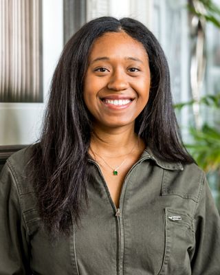 Photo of Dr Catelyn Dorsey, Psychologist, DCounsPsych, HCPC - Couns. Psych.