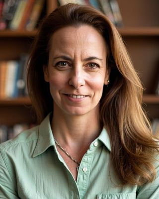 Photo of Lucia Larson, Clinical Social Work/Therapist, LCSW