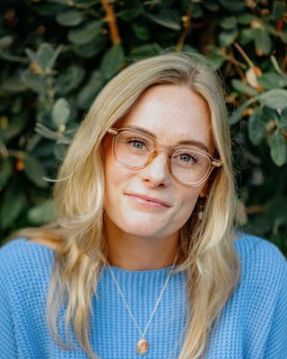 Photo of Sloane Hofer, Marriage & Family Therapist Associate, AMFT, APCC