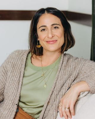 Photo of Mona Saba Valeriano, Clinical Social Work/Therapist, MSW, LCSW