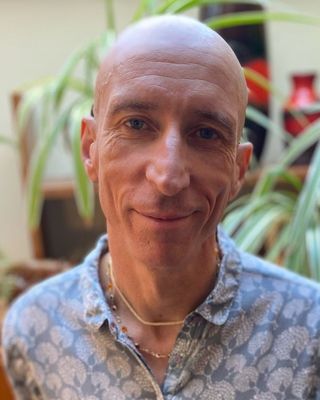 Photo of Steph Bethell, Psychotherapist, MA, MUKCP