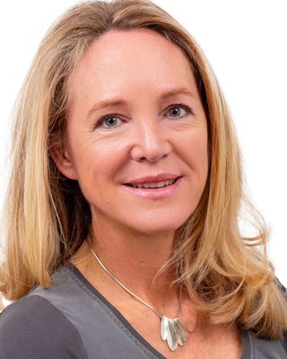 Photo of Petra ONeill, Psychotherapist, MIACP