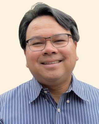 Photo of Rommark Manlimos, Marriage & Family Therapist, MA, LMFT