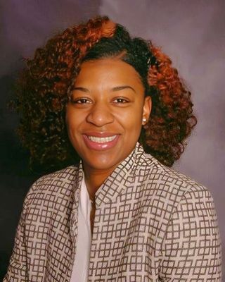 Photo of Chanell Elston, LISW-S, Counselor