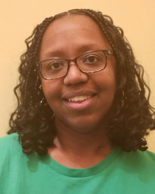 Photo of Kimberly J Sims, Pre-Licensed Professional, MA, MSW