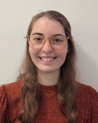 Photo of Mollie Pratt, Pre-Licensed Professional, MA, R-DMT