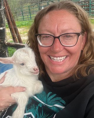 Photo of Holly Randle, Counselor, LAC, MA, BHP