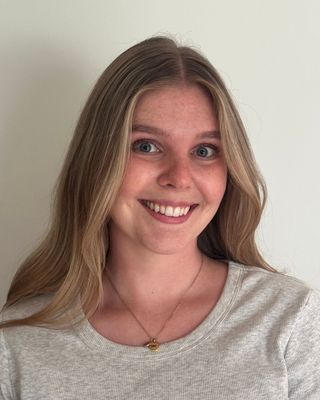 Photo of Lindsay Roesel, Marriage & Family Therapist Associate, MS