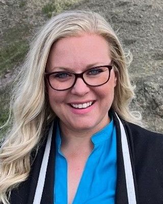Photo of Emily Hopper, Licensed Professional Counselor in Tigard, OR