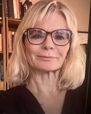 Photo of Dr. Astrid Heathcote, Psychologist, PsyD, LP