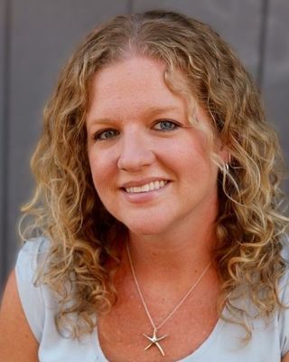 Photo of Kelly Stauffer, MS, LCPC, CIMHP, Licensed Professional Counselor