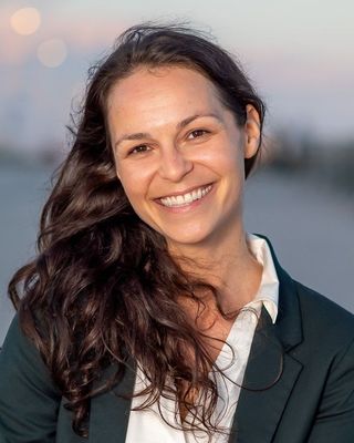 Photo of Rachel Maki, Clinical Social Work/Therapist, LCSW, RYT