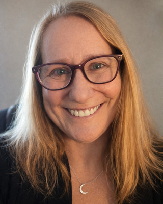 Photo of Cynthia L Knoell, Clinical Social Work/Therapist, MSW, LICSW