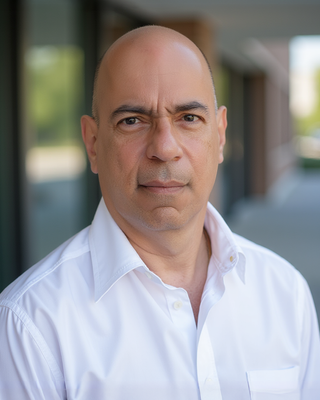 Photo of Cesar Bustamante, Counselor, LMHC