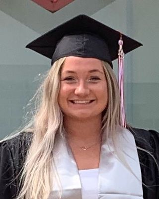 Photo of Caylie Marie Oglesby, Pre-Licensed Professional, LMSW
