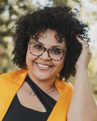 Photo of Mackenzie Kaylen Theis, Clinical Social Work/Therapist, LCSW