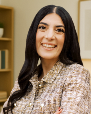 Photo of Nicole Kahn, Pre-Licensed Professional, PhD