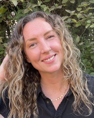 Photo of Claire Guerin, Clinical Social Work/Therapist, LCSW, ACHP-SW